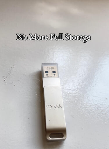 iDiskk Flash Drive | Fixing Full Phone Storage for Content Creators iDiskk Flash Drive | Fixing Full Phone Storage for Content Creators